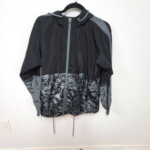 #59 Beautiful Giant windbreaker size M